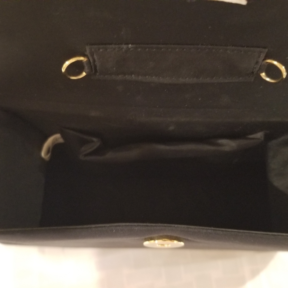 Black handbag - Picture 3 of 5